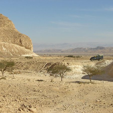 Desert Routes Inn Shvilim Ba Midbar Hazeva Екстер'єр фото